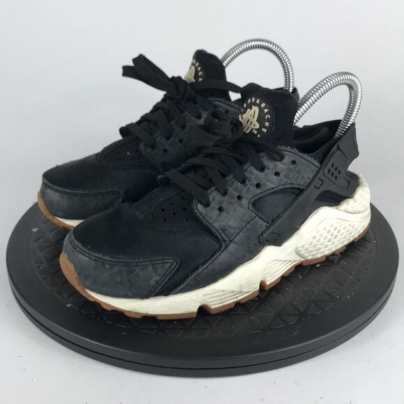 Nike Air Huarache Run Black/White/Gum Running Shoes 3020450-104 Women’s Size 6.5 - Picture 1 of 12